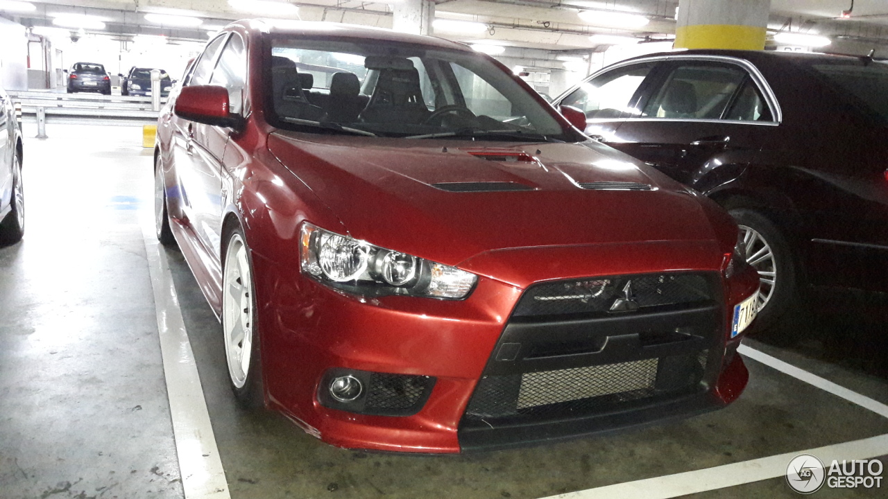 Mitsubishi Lancer Evolution X