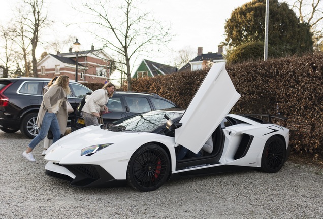 Lamborghini Aventador LP750-4 SuperVeloce Roadster