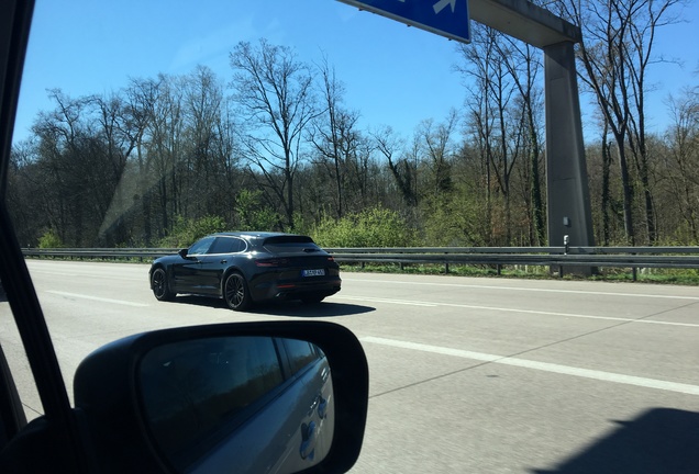 Porsche 971 Panamera Sport Turismo