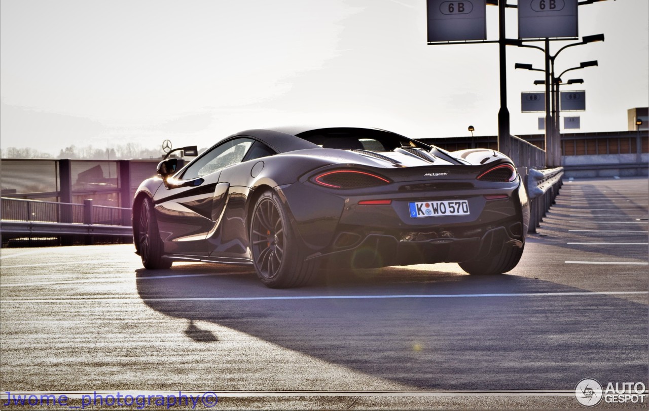 McLaren 570S