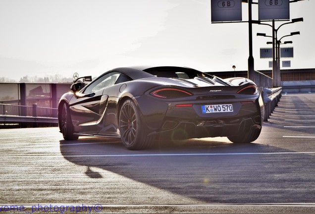 McLaren 570S