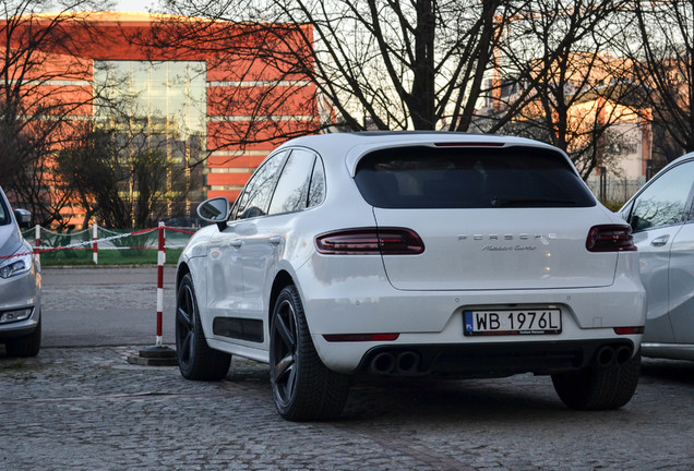 Porsche 95B Macan Turbo