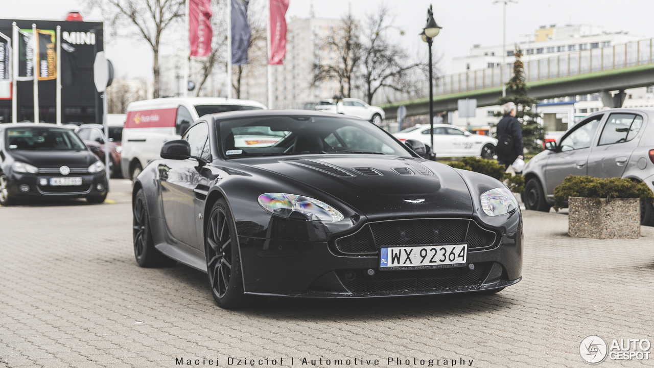 Aston Martin V12 Vantage S