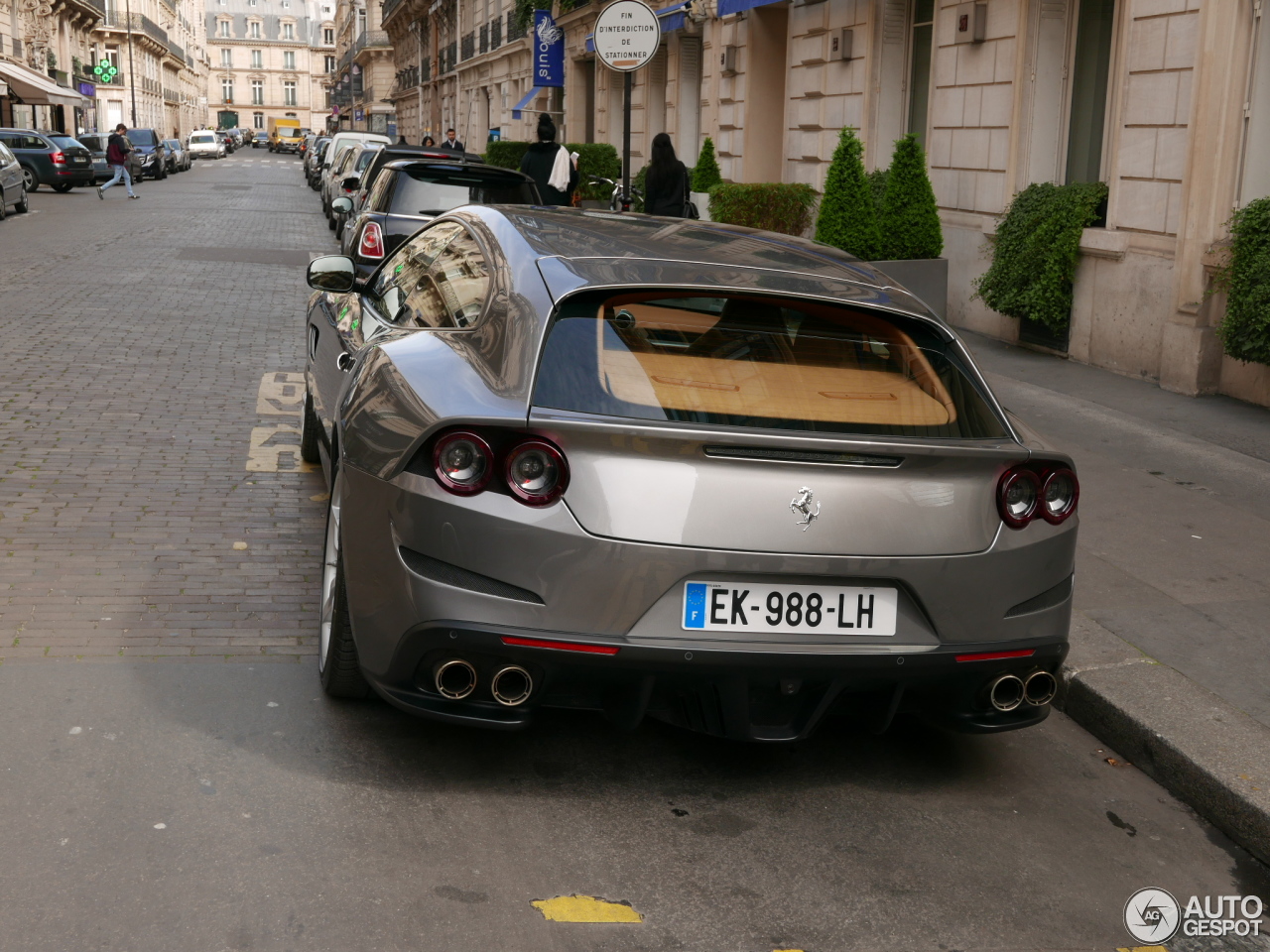 Ferrari GTC4Lusso