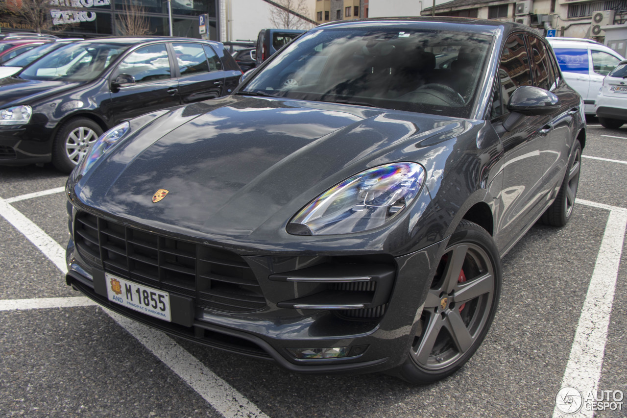 Porsche 95B Macan Turbo