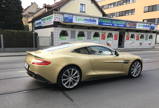 Aston Martin Vanquish 2013