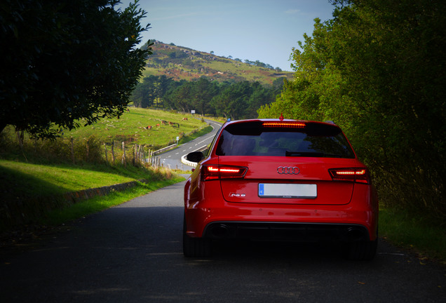 Audi RS6 Avant C7 2015