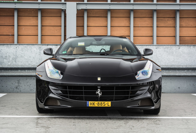 Ferrari FF