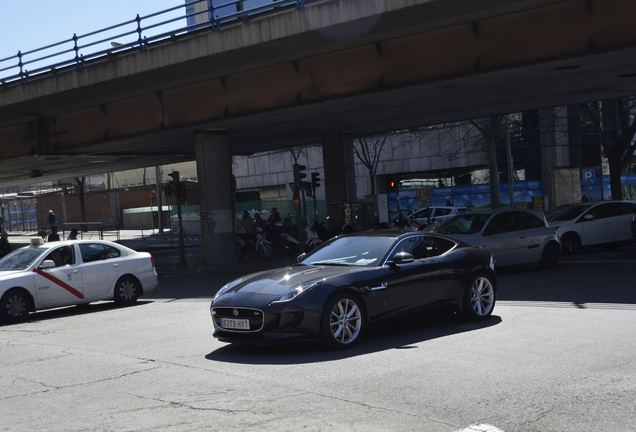 Jaguar F-TYPE S Coupé