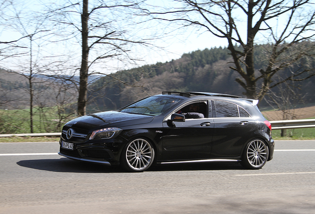 Mercedes-Benz A 45 AMG