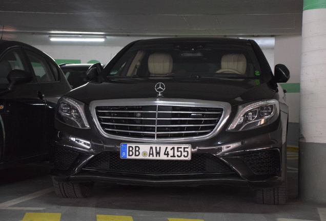 Mercedes-Benz S 63 AMG V222