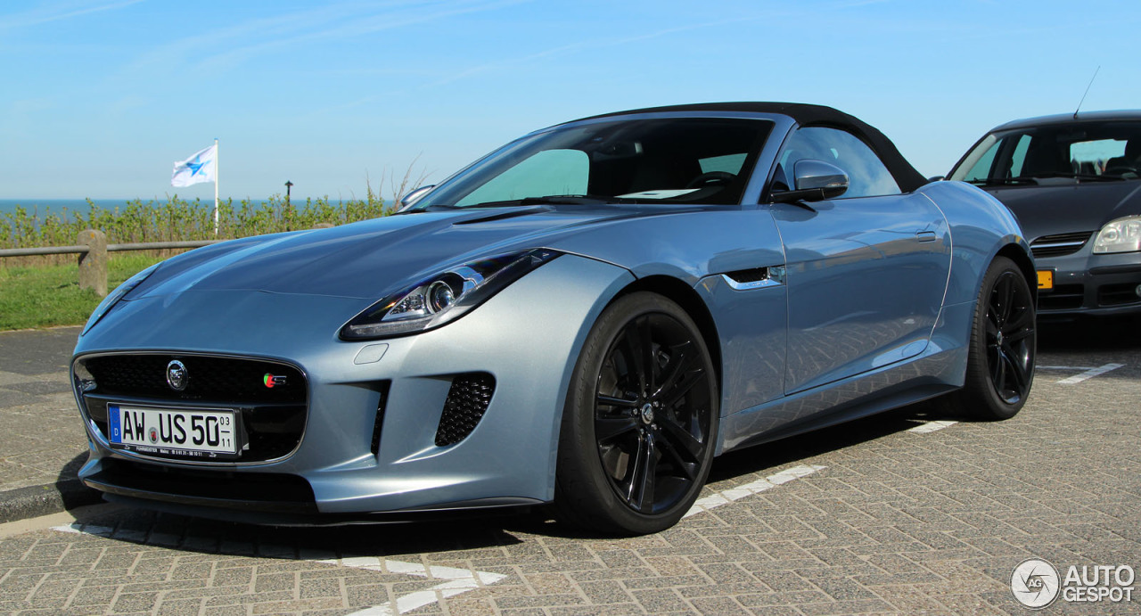 Jaguar F-TYPE S V8 Convertible