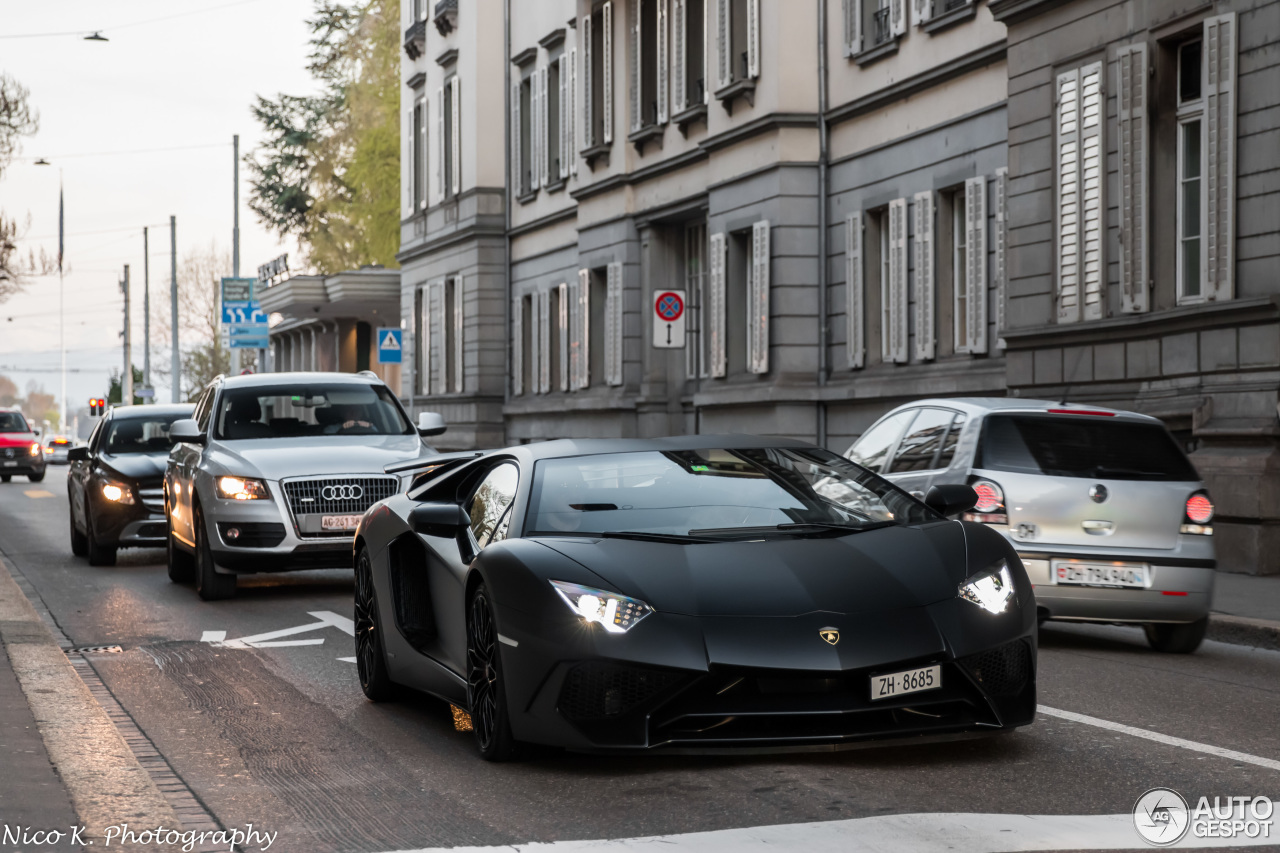 Lamborghini Aventador LP750-4 SuperVeloce