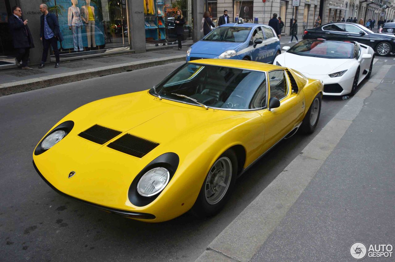 Lamborghini Miura P400 SV