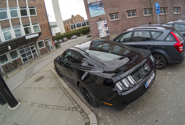 Ford Mustang GT 2015