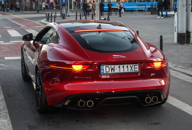 Jaguar F-TYPE R Coupé