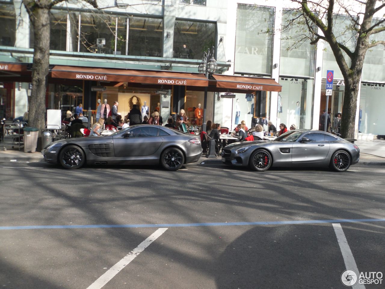 Mercedes-Benz SLR McLaren