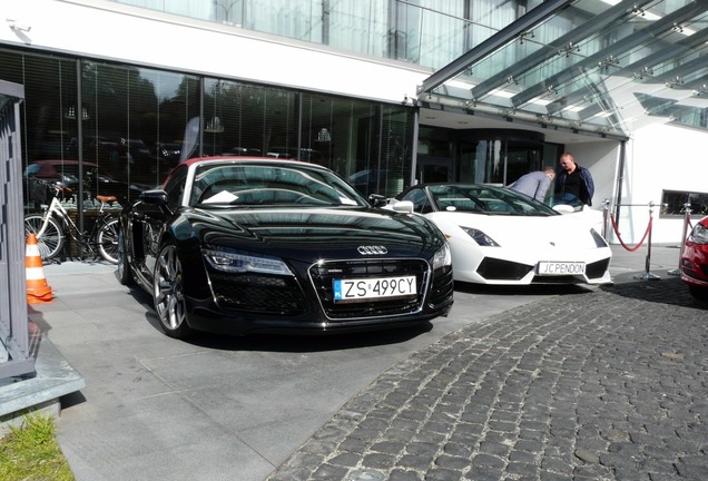 Audi R8 V10 Spyder 2013