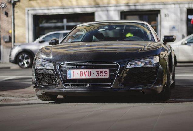 Audi R8 V10 Spyder 2013