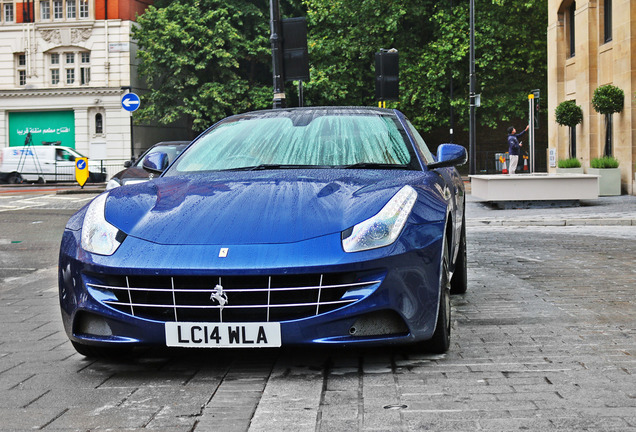 Ferrari FF