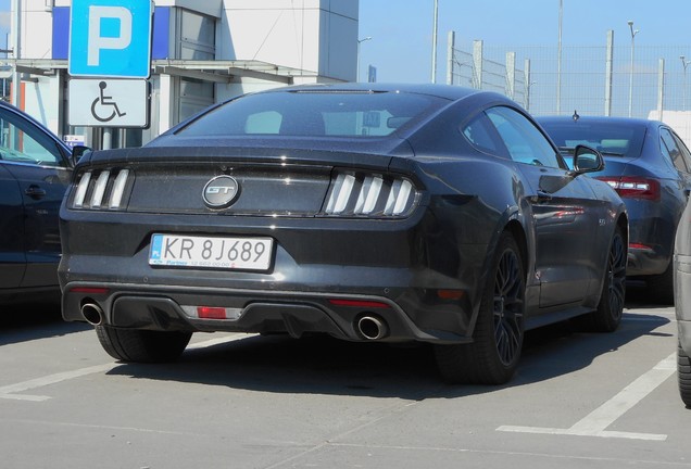 Ford Mustang GT 2015