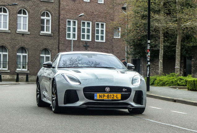 Jaguar F-TYPE SVR Coupé 2017