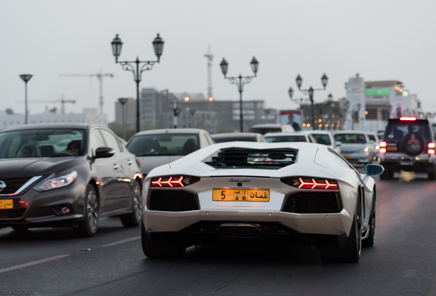 Lamborghini Aventador LP700-4