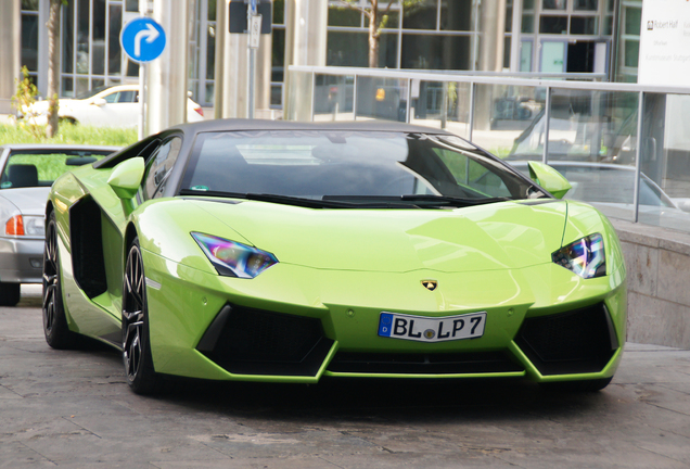 Lamborghini Aventador LP700-4