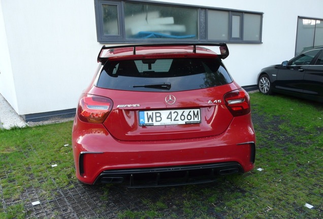 Mercedes-AMG A 45 W176 2015