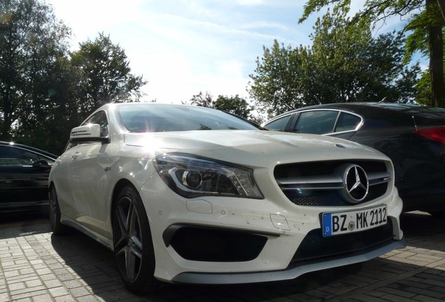 Mercedes-AMG CLA 45 Shooting Brake X117