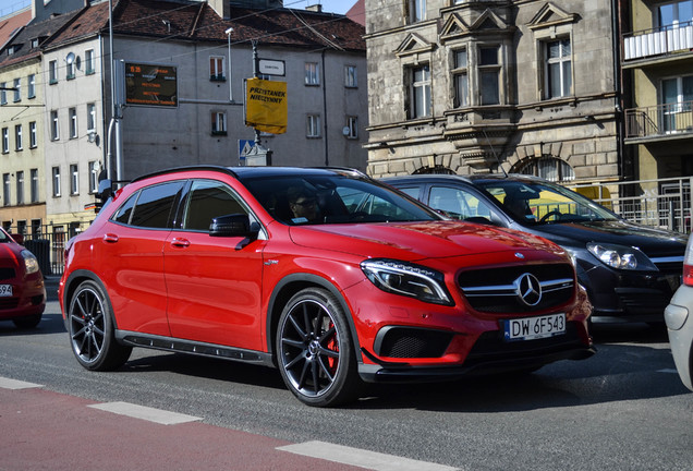 Mercedes-AMG GLA 45 X156