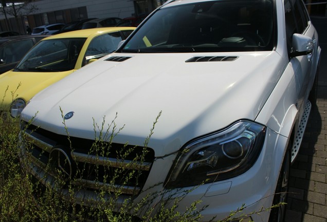 Mercedes-Benz GL 63 AMG X166