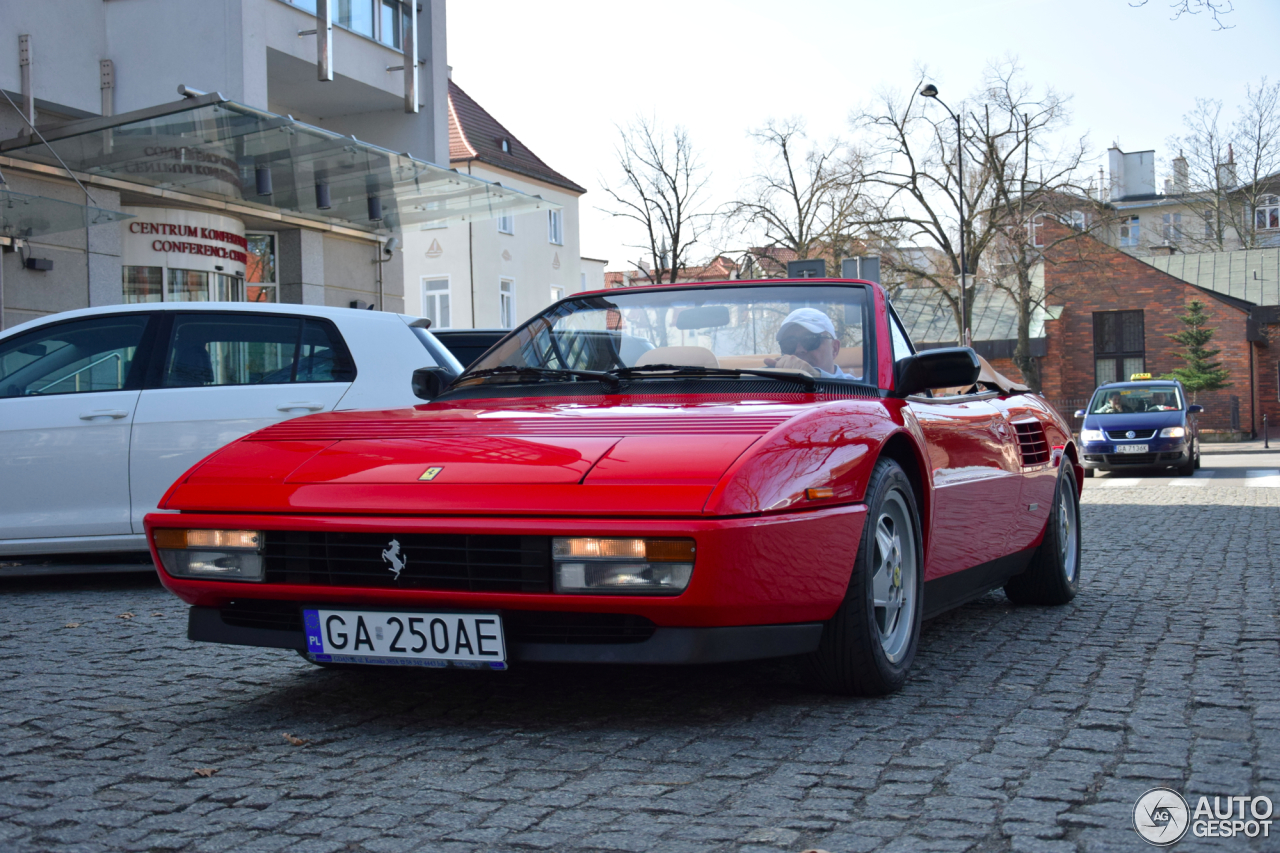 Ferrari Mondial T Cabriolet