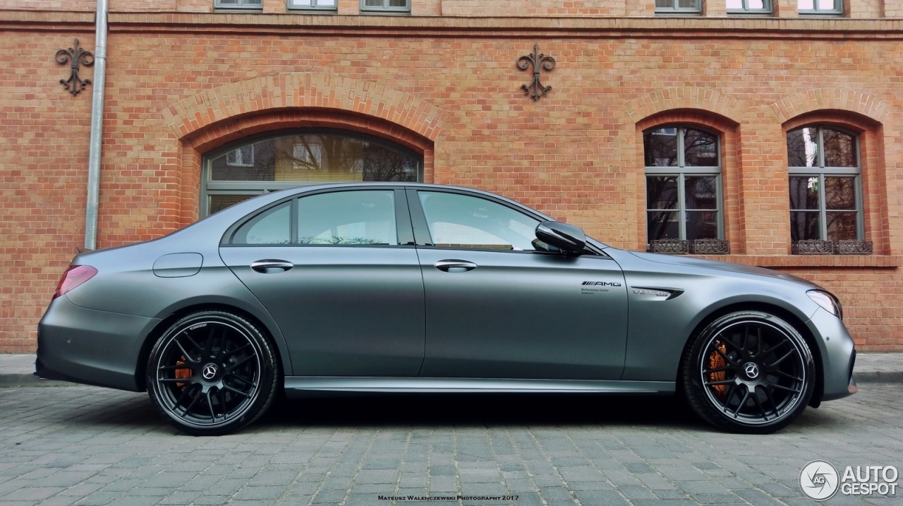 Mercedes-AMG E 63 S W213