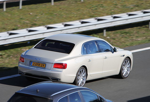 Bentley Flying Spur W12