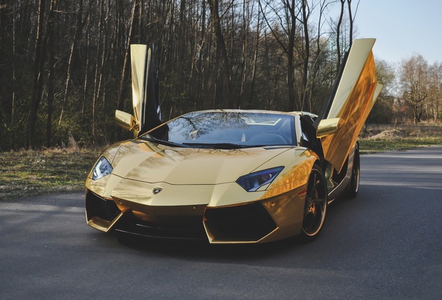 Lamborghini Aventador LP700-4 Roadster