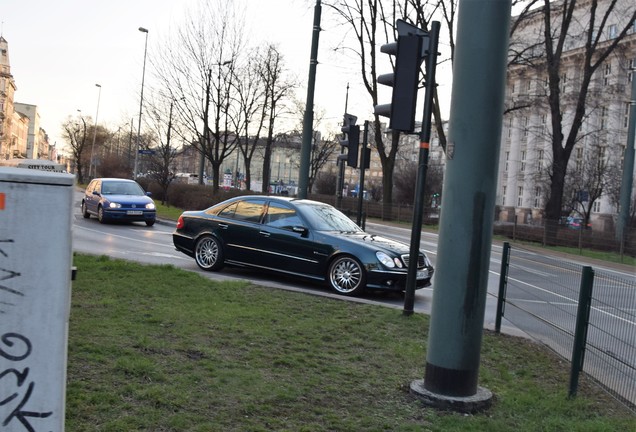 Mercedes-Benz E 55 AMG