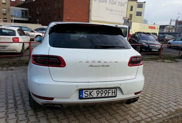 Porsche 95B Macan Turbo