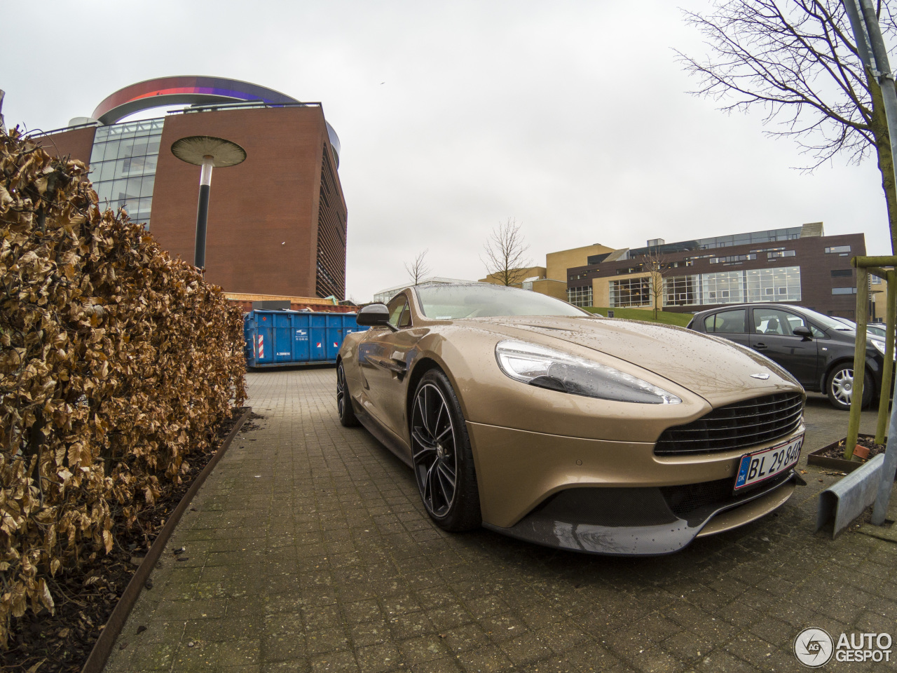 Aston Martin Vanquish 2013