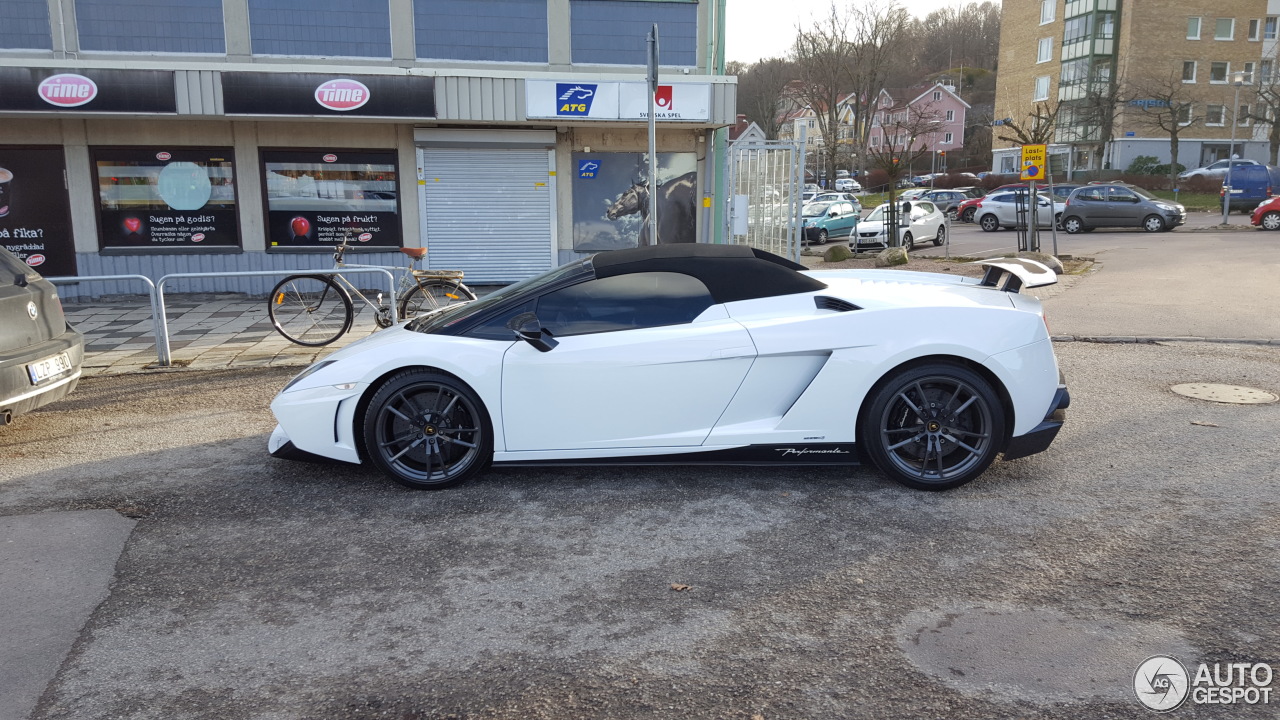 Lamborghini Gallardo LP570-4 Spyder Performante