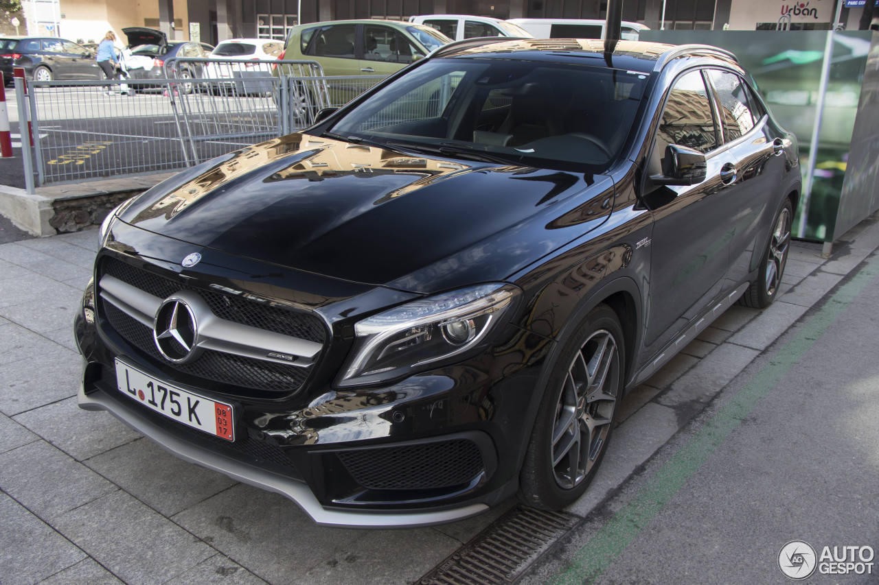 Mercedes-Benz GLA 45 AMG X156