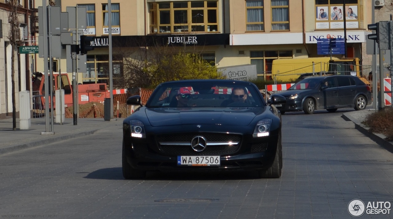 Mercedes-Benz SLS AMG Roadster