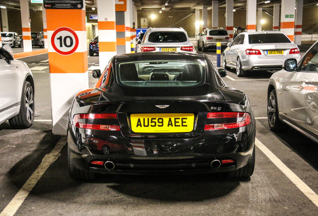 Aston Martin DB9