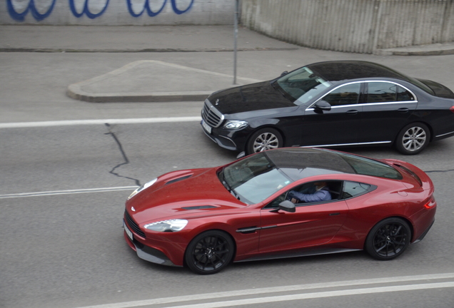 Aston Martin Vanquish 2013