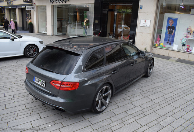 Audi RS4 Avant B8