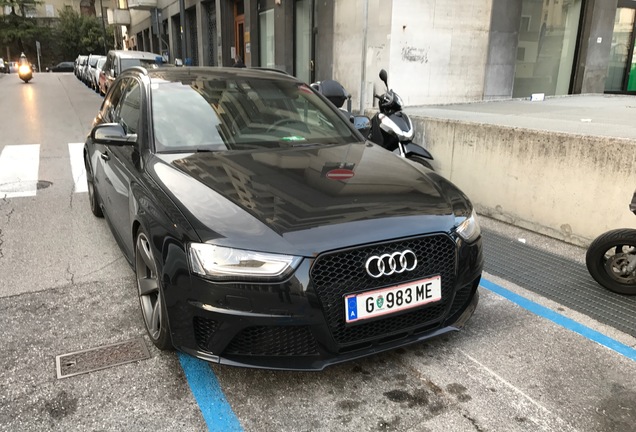 Audi RS4 Avant B8