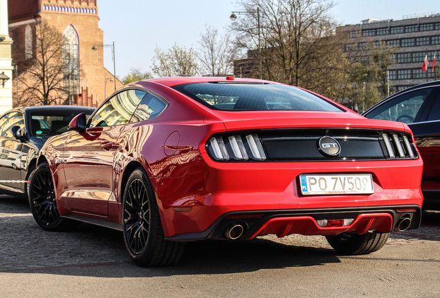 Ford Mustang GT 2015