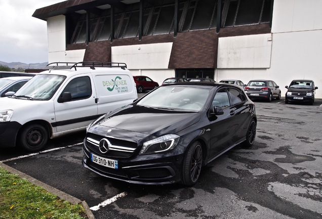 Mercedes-Benz A 45 AMG