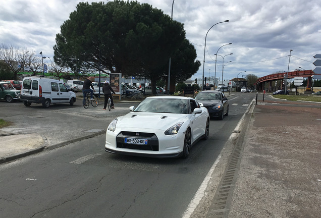 Nissan GT-R