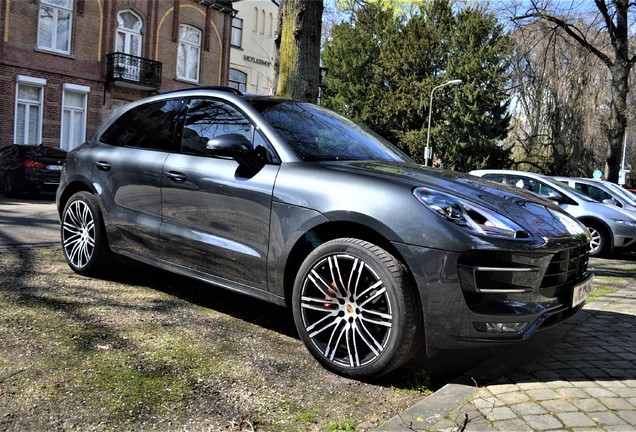 Porsche 95B Macan Turbo